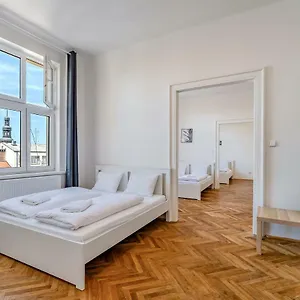 Avantguard , Praga Repubblica Ceca